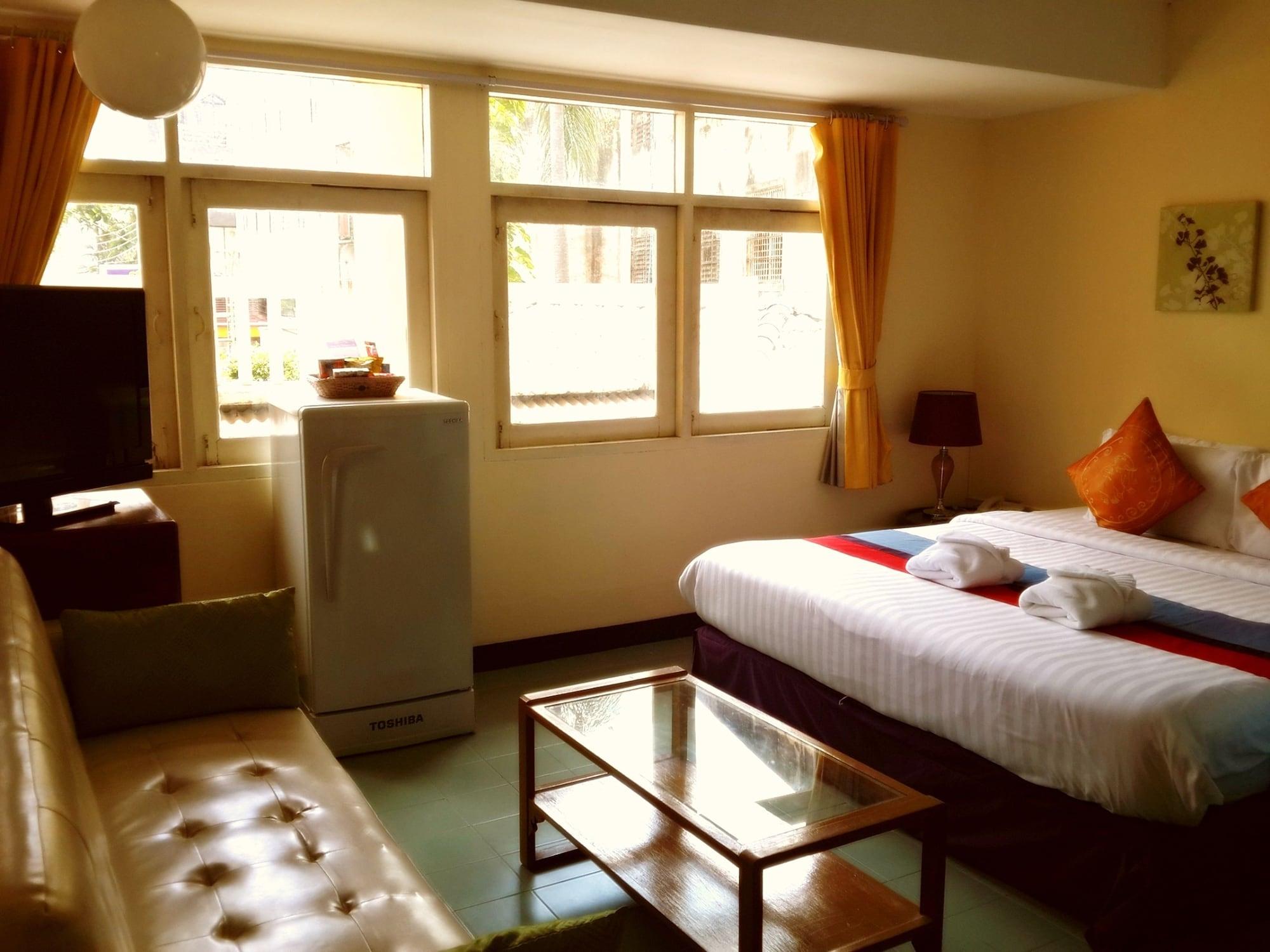 Sawasdee Sukhumvit Inn Bangkok Luaran gambar