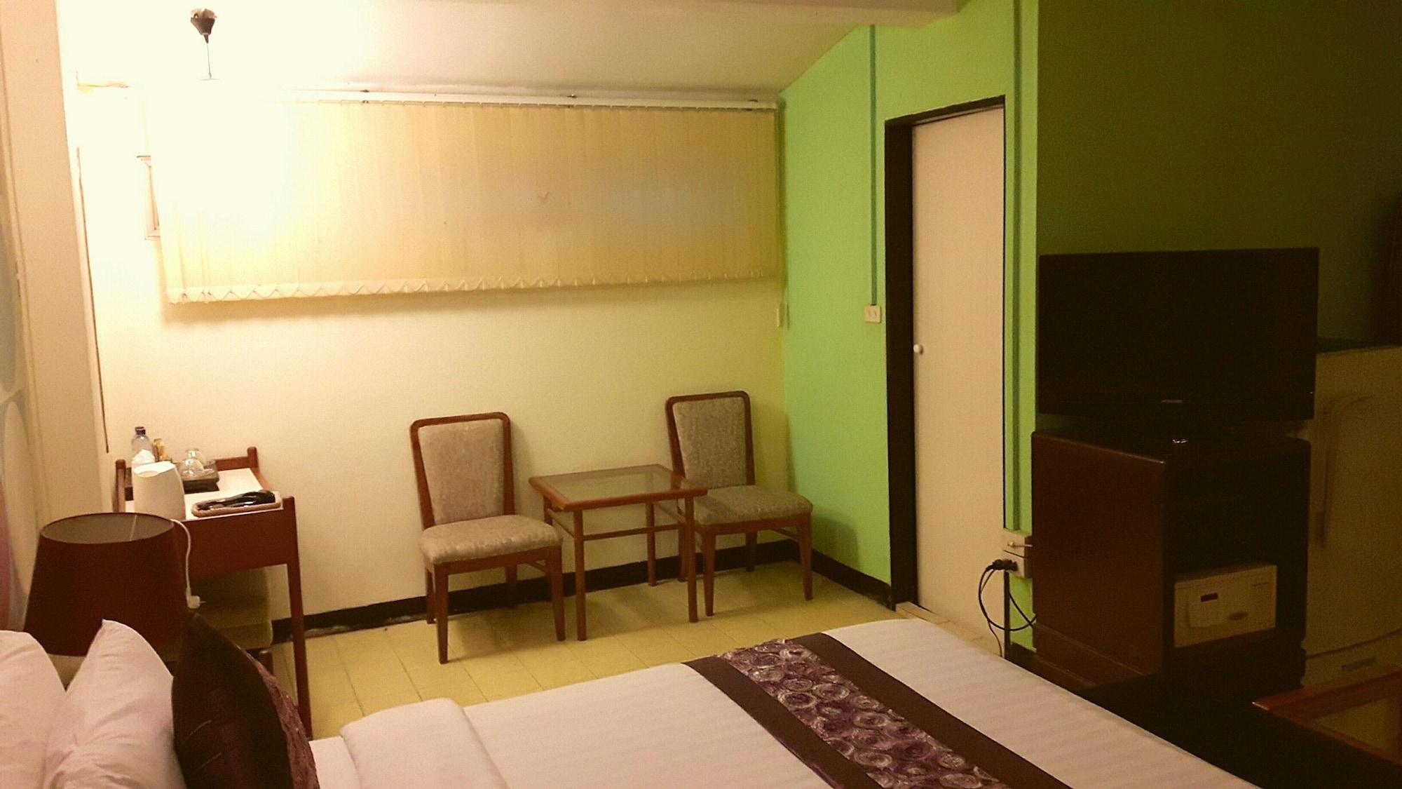 Sawasdee Sukhumvit Inn Bangkok Luaran gambar