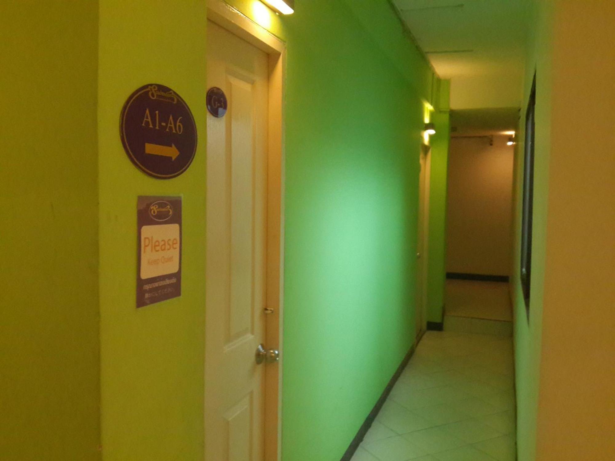 Sawasdee Sukhumvit Inn Bangkok Luaran gambar