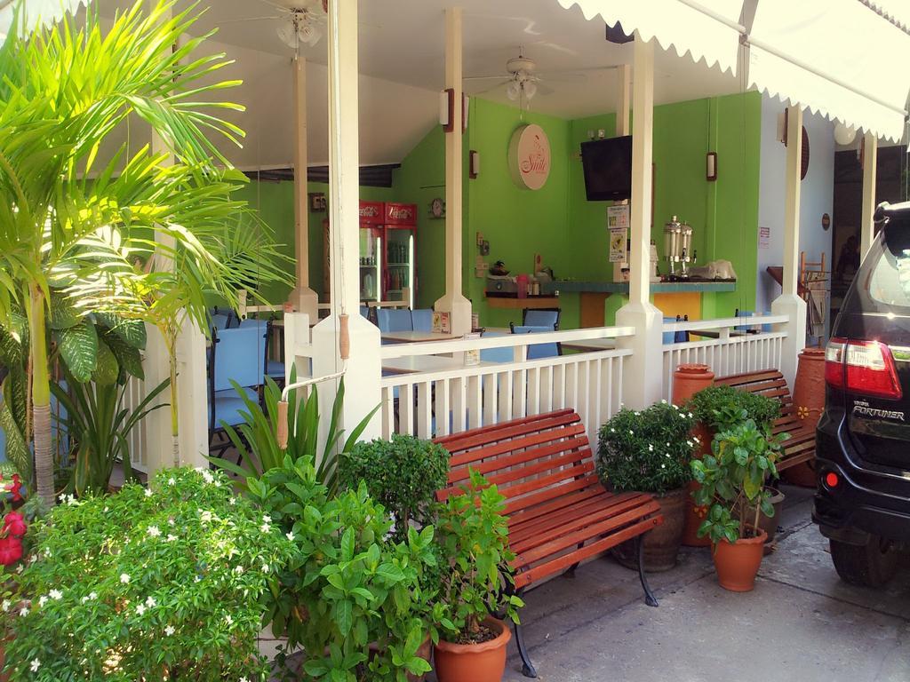 Sawasdee Sukhumvit Inn Bangkok Luaran gambar